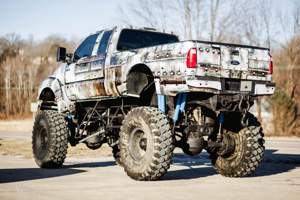 FORD F650 4